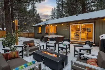 Image de Hot Tub, Fire Pit, Dog Friendly