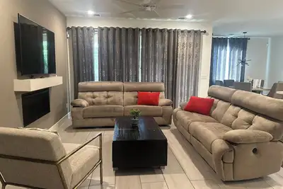 Image de Spacious 4-bedroom house in superb Lodi with Ac, WiFi