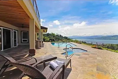 Image de Serene Jungle Villa at Lake Arenal