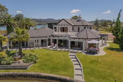 Image de Amalfi - Pauanui Holiday Home