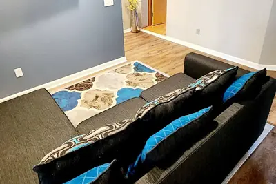 Image de Motown Oasis\nA Spacious Detroit 3-bedroom family & pet friendly modern apartment