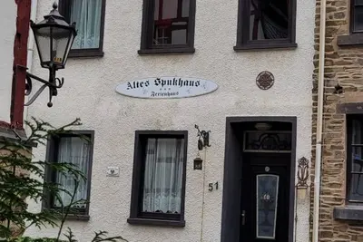 Image de \"Altes Spukhaus\" Beilstein - historic winegrower's house from 1880