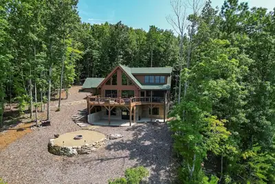 Hummingbird Hill-Big Mountain Views