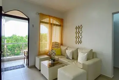 Image de 2 bd in gated compound