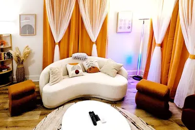 Image de Downtown Cincinnati/Newport Corporate Exec lodge 2 BDs + Large Private Game Yard