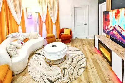 Image de Newport Corporate Exec lodge @Cincy Downtown - 2kg BDs + Large Private Game Yard