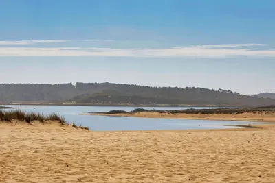 Image de Discover a paradise: stunning beaches, golf courses and historic sites