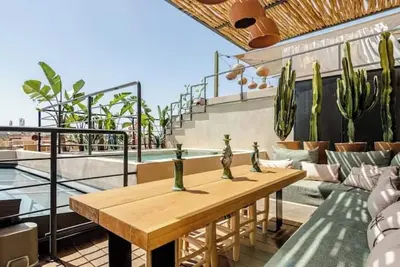 Elegant Riad with Private Pool & Cinema