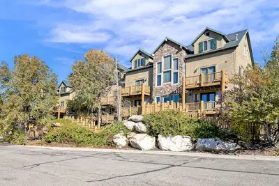 Image de Moose Hollow Condo with Views & Courtyard Hot Tub