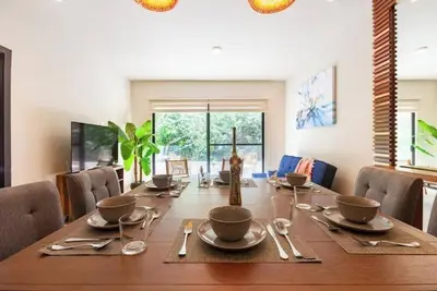 Image de New! SelvaCondo 12min to Beach, Gym, Pool, PlayGround