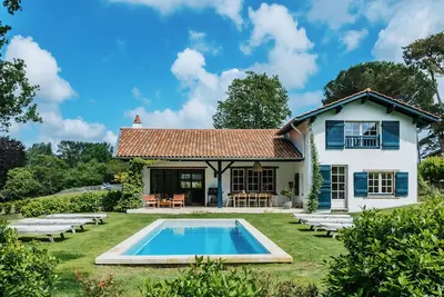 Image de Maison Belardia : maison de campagne alliant charme et confort