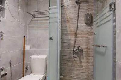 Image de 2BRs Direct on Pool View Free beach Access Einbay