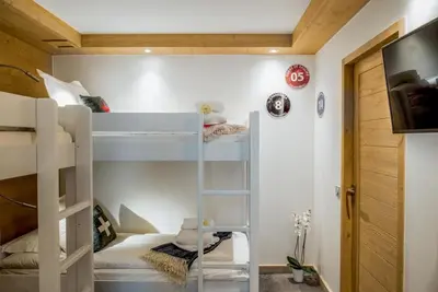 Image de Wifi, à 150m des pistes de ski, 4ème étage, sauna, balcon, cheminée ou poêle à bois, parking