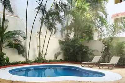 Image de 5th Ave Hacienda Retreat