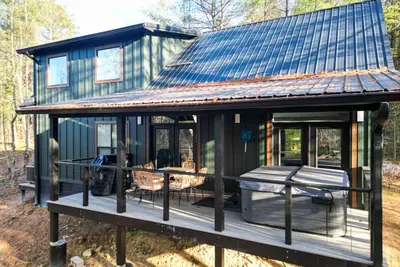 Image de Cedar Ridge Red River Gorge HotTub WiFi