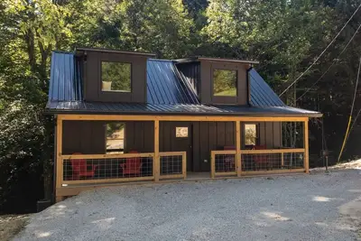 Image de Red River Gorge Wolf Den Luxury Cabin Hottub Wi-Fi