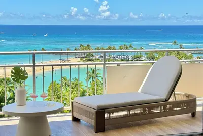 Image de Oceanfront Dream Home (Car Available)