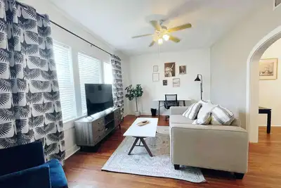 Image de Your family will be close to everything when you stay at this centrally-located duplex next to St