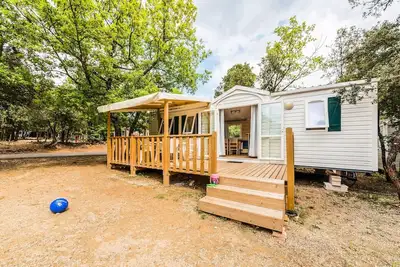 Image de Mobil-home | Classic Xl | 3 Ch. | 6 pers. | Terrasse surélevée