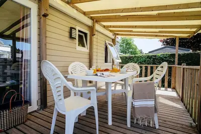 Image de Mobil-home | Comfort Xl | 3 Ch. | 6 pers. | Terrasse surélevée | A/C | Tv