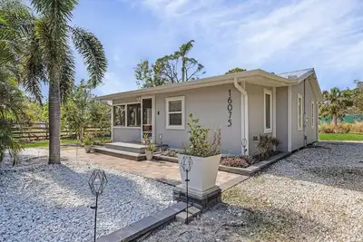 Image de Charming 3/2 Cottage in Bokeelia!