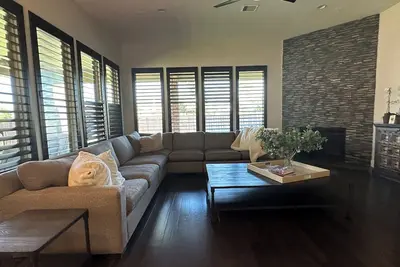 Image de Gorgeous Home in The Woodlands - Creekside