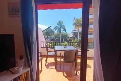 One bedroom apartment free Wifi, near the pool area