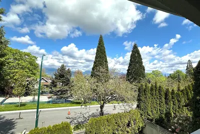 Image de Amazing, comfy 2 bed suite in Mckenzie Heights!