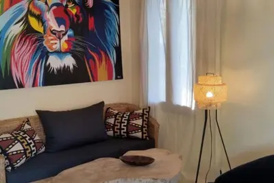 Image de Appartement de luxe pour 2 personnes avec climatisation, cuisine ouverte et clim