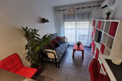 Image de Studio et stationnement offert centre hyères