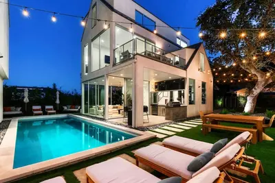 Image de Sleeps 15, Heated Pool, Hot Tub, Golf, Game Room