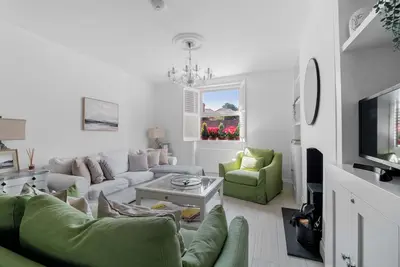 Image de Host & Stay | Iris Cottage