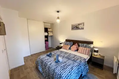 Image de Appartement cosy à 5 min de Disneyland Paris – Idéal pour familles et couples