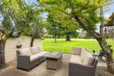 Image de Picturesque Golf Course View: Pool, Bbq, Fire Pit