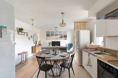 Image de Les pins 205 - Appt 400m de la plage