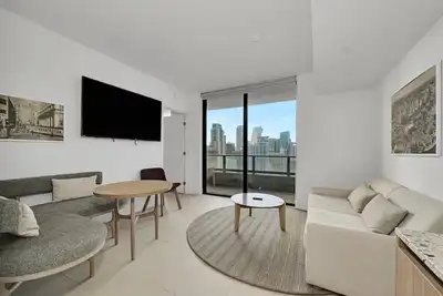 Image de Sleek & Stylish: The Perfect 1-Bedroom Escape