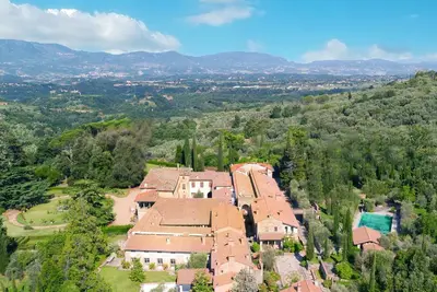 Image de Villa à Casa Biondo avec 23 chambres à coucher, 46 couchages