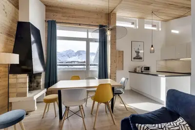 Image de À 50m des pistes de ski, 4ème étage, balcon, télévision, casier à ski, 50m², Tignes