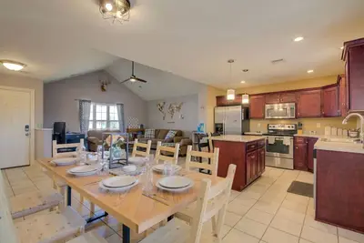 Image de Matterhorn - Game Room, Backyard, 4 Bdrm Home