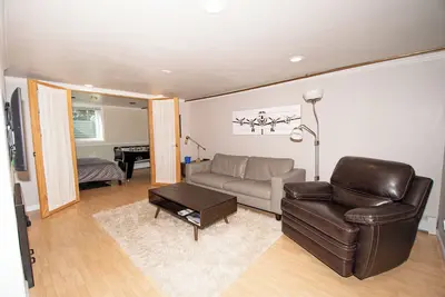 Image de Cozy apartment - close to Airport & Kincaid Park