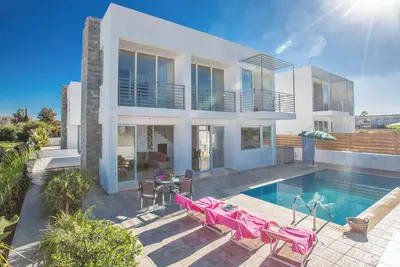 Protaras Pearl 16 - Trois Chambres Villa, Couchages 6