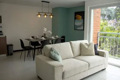 Image de Amplio y bonito apartamento para 8/ zona 7