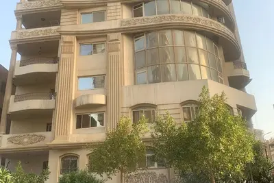 Spacious 3-bedroom apartment with WiFi, Ac in fabulous Cairo