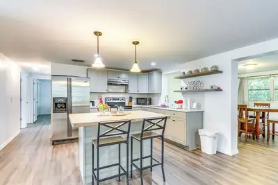 Image de 1 Mi to Boat Ramp: Home Near Chassahowitzka River!