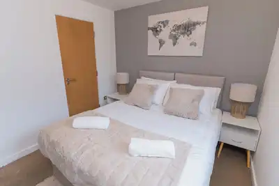 Image de Albion Royale - 2 minute walk from the city centre! w/games!