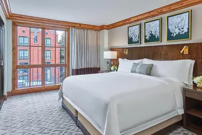 Image de St. Regis Aspen-Mlk/X-Games/2 Br, 2. 5 Bath, Lr+pullout, Dr, Kitchen-1/18-1/25