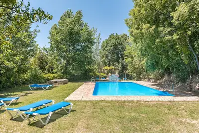 Appartement 'Apartamento La Cuadra' avec vue sur les montagnes, piscine partagée et Wi-Fi