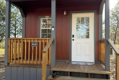 Image de Elk Camping Cottage at Coble Highland Ranch
