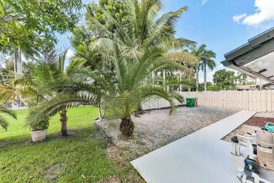 Image de Spacious 5-bedroom villa in charming Aventra with WiFi, Ac