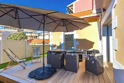 Image de Villa 'Acacia - Centre-ville, Pmr' avec terrasse privée, Wi-Fi et climatisation